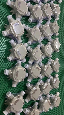 Ex Mark Ex Db IIC T6 Gb/ Ex Tb IIIC T80°C Db Огнеупорный корпус соединителя с термостойким материалом из алюминиевого сплава