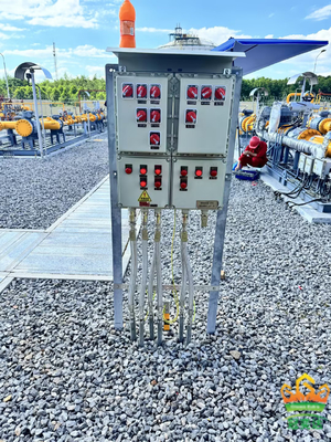 Контрольная панель с сертификацией ATEX CNEX для нефтеперерабатывающей химической верфи