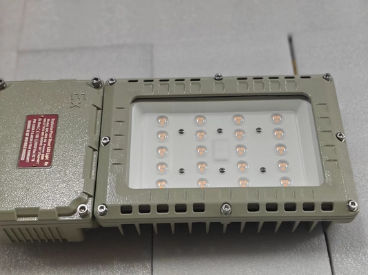 ATEX 100w-200w светодиод с 5000-5700K для улицы IECEx RoHS CNEX сертифицированный