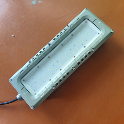 Линейный светодиодный экстренный свет ATEX IEC RoHS IP66 WF2 морского класса Алюминий 100lm/w 295v 80watt для зоны 1,2,21,22