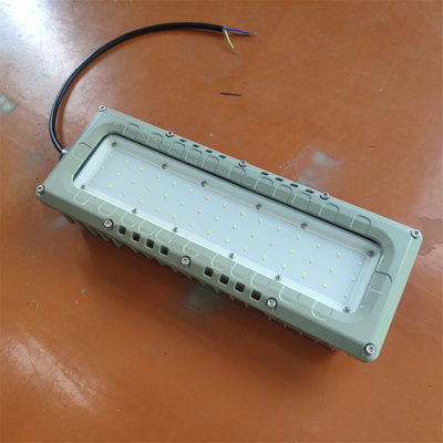 Линейный светодиодный экстренный свет ATEX IEC RoHS IP66 WF2 морского класса Алюминий 100lm/w 295v 80watt для зоны 1,2,21,22