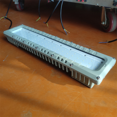 Огнеупорное светодиодное освещение Ex d с номиналом 50-90 Вт IP66 WF2