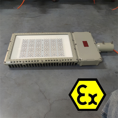 IP66 взрывостойкий наружный светодиодный светодиодный фонарь, сертифицированный ATEX IECEx CNEX Идеально подходит для оффшорных платформ Рафинерии Опасные заводы
