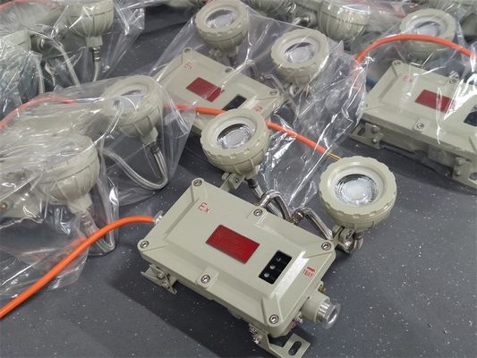 Взрывозащищенный светодиодный аварийный светильник выхода 2x3 Вт с перезаряжаемой батареей