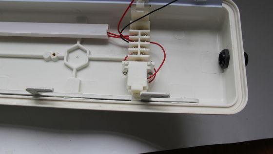 Взрывозащитный линейный светильник серии BYS с тройной сертификацией ATEX/IECEx/CNEX Признанный светодиодный светильник для опасных зон, рейтинг IP66, 5-летняя гарантия, настраиваемая мощность и размер
