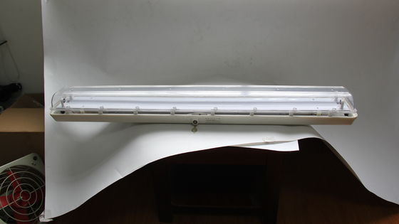 Взрывозащитный линейный светильник серии BYS с тройной сертификацией ATEX/IECEx/CNEX Признанный светодиодный светильник для опасных зон, рейтинг IP66, 5-летняя гарантия, настраиваемая мощность и размер