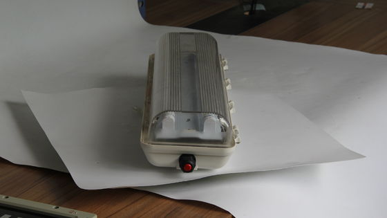 Для опасных зон нефтегазовых и химических предприятий, горнодобывающей промышленности, морских сооружений. Взрывозащищенный линейный светодиодный светильник промышленного класса IP66. Энергоэффективная конструкция снижает затраты. Прочный 0,6/1,2 м ATEX/IECEx/CNEX