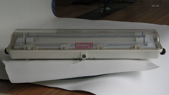 Для опасных зон нефтегазовых и химических предприятий, горнодобывающей промышленности, морских сооружений. Взрывозащищенный линейный светодиодный светильник промышленного класса IP66. Энергоэффективная конструкция снижает затраты. Прочный 0,6/1,2 м ATEX/IECEx/CNEX