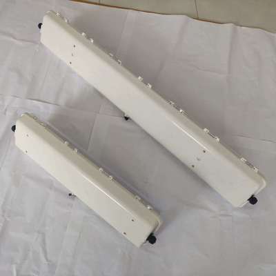 Взрывозащищенный люминесцентный светильник. Прочное и безопасное освещение для взрывоопасных и легковоспламеняющихся рабочих мест.