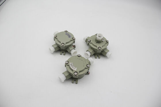 Китайская фабрика. Взрывозащищенная распределительная коробка ATEX из алюминиевого сплава/нержавеющей стали для зон 1 и 2