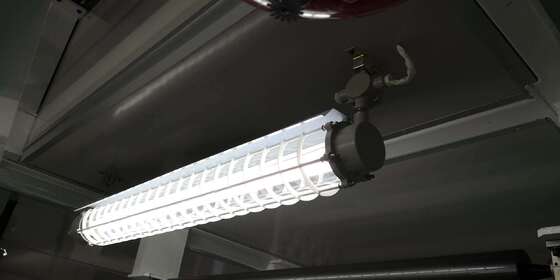 Hard PC Enclosure Explosion proof Linear Light WIth ATEX Certified in dangerous warehouse