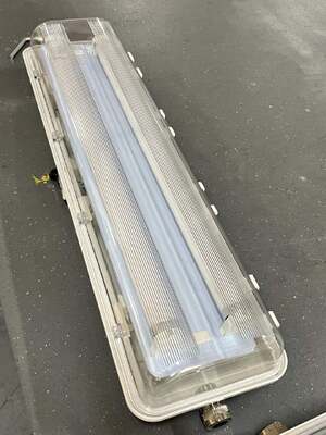 IECEx ATEX Zone 1 Zone 2 Certified IP66 10W 18W 36W Explosion Proof LED Linear Light with Emergency Battery