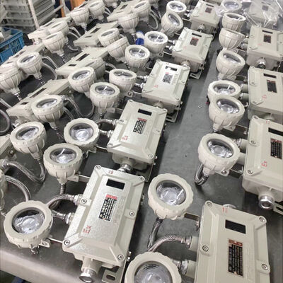 Взрывозащищенный светодиодный прожектор Ex Code Ex Db IIC T6 Gb, настраиваемое решение для освещения опасных зон 1 в нефтегазовой промышленности